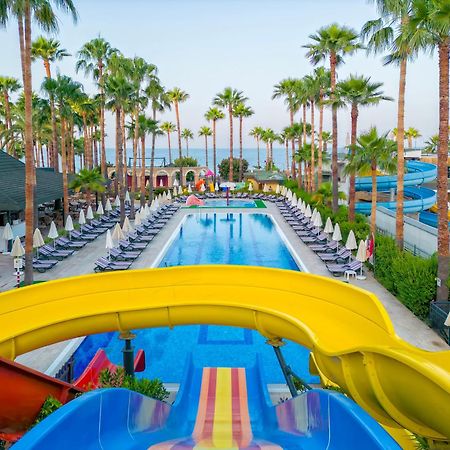 Meryan Hotel オクルカラール エクステリア 写真
