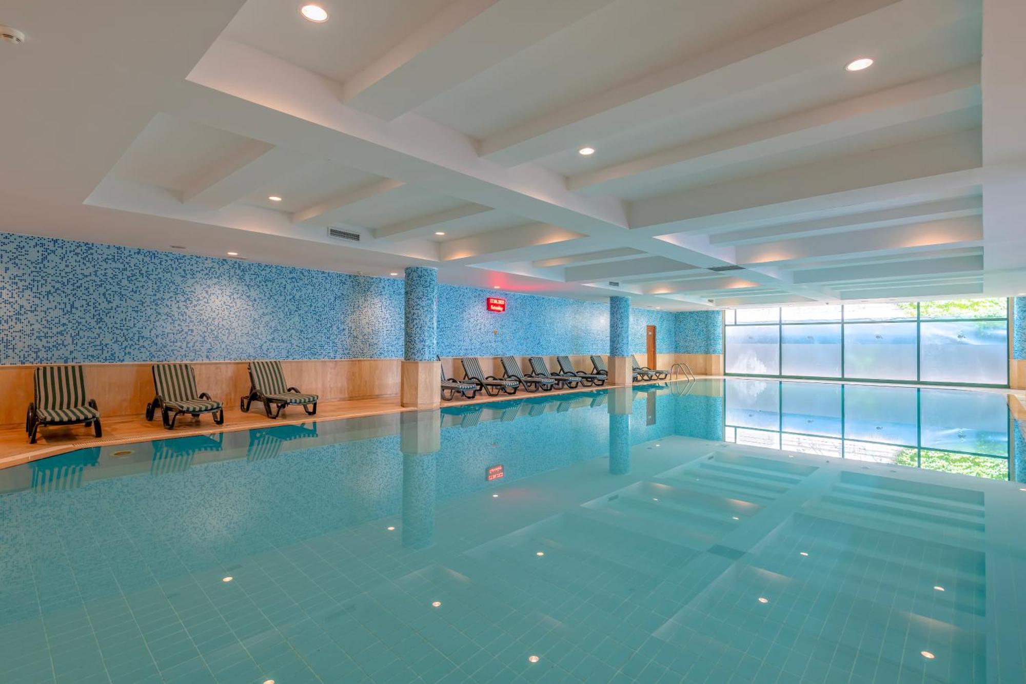 Meryan Hotel オクルカラール エクステリア 写真